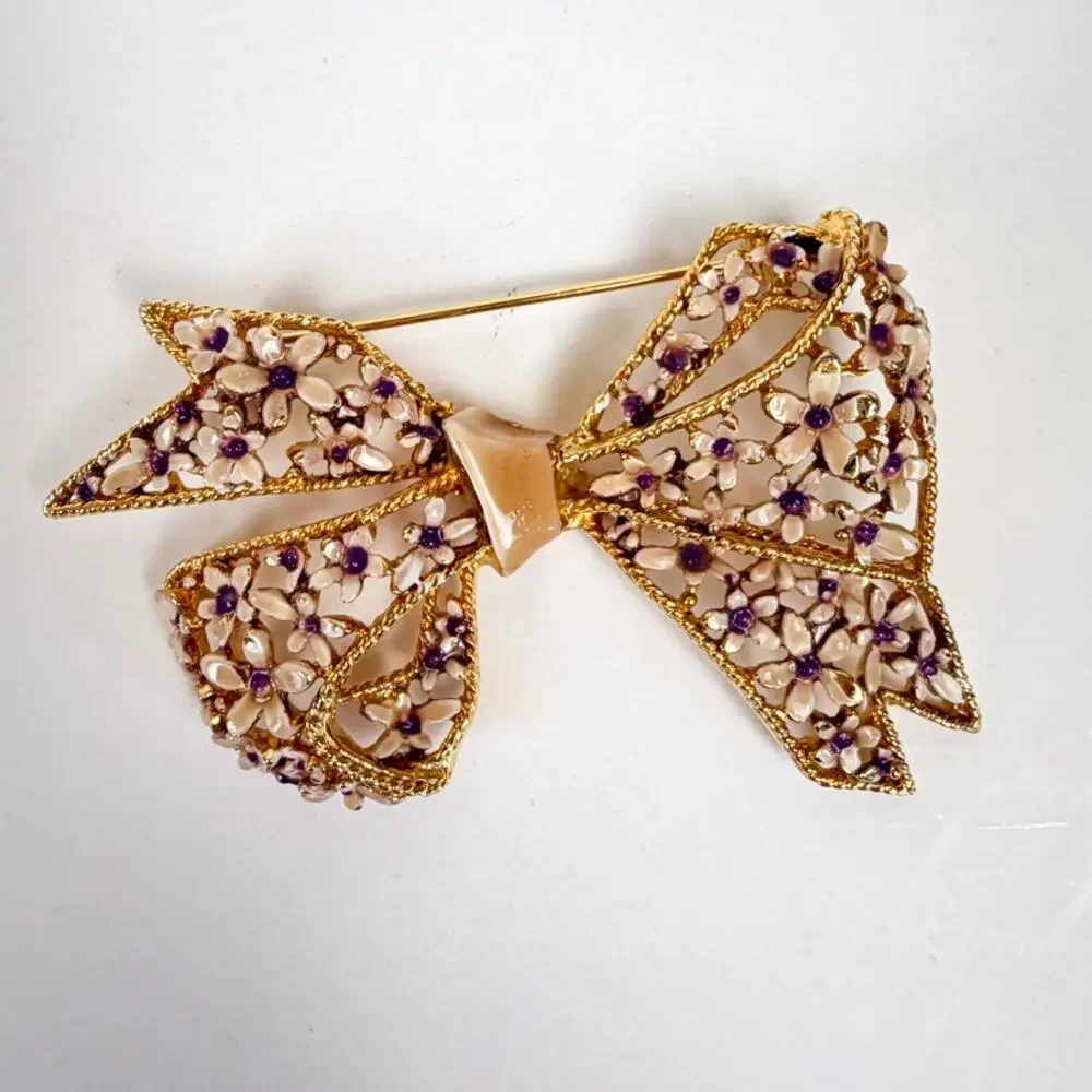 Vintage gold tone